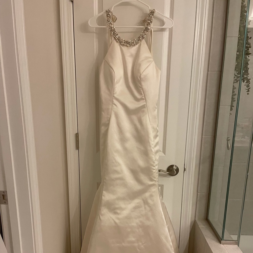 Wedding dress !
